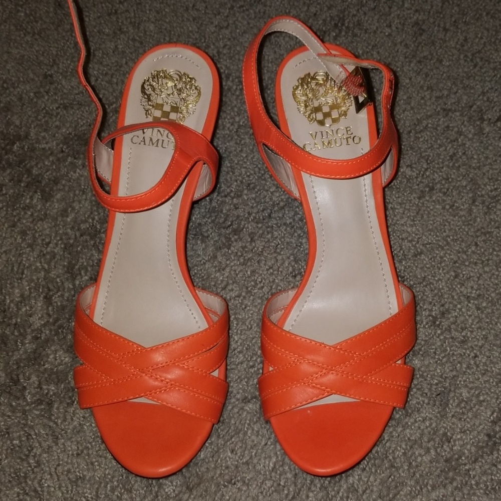 Vince Camuto Paden Platform